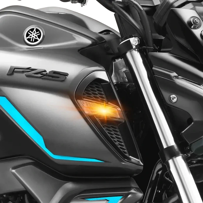 Yamaha FZS FI Hybrid Tank Shroud and LED Indicator