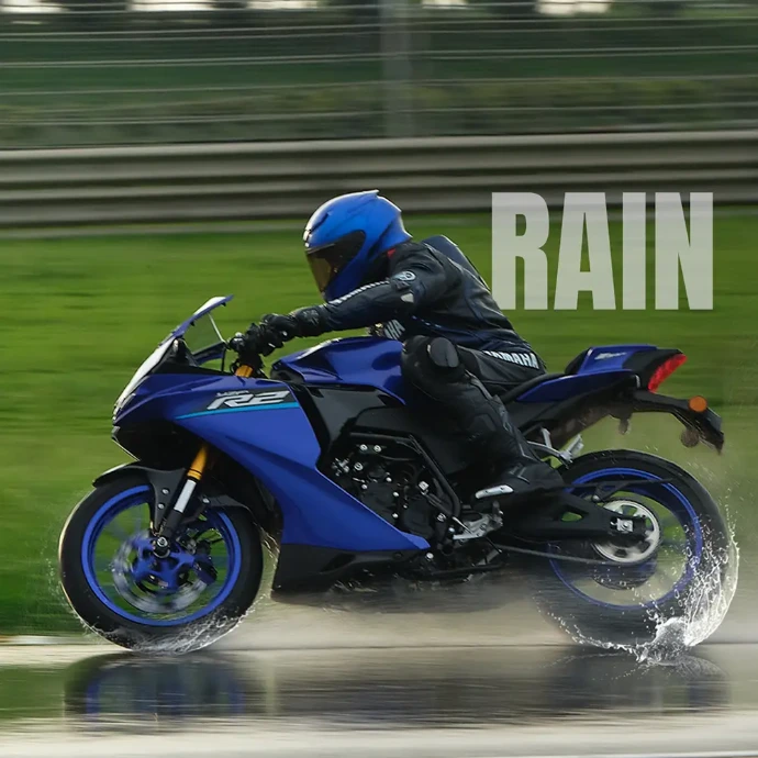 yamaha-r2-quick-shifter-footpegs.jpg